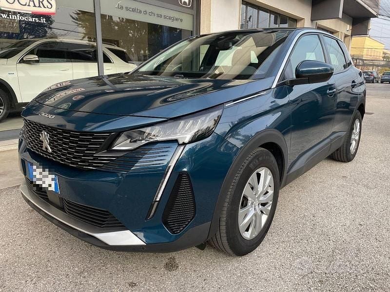 Usata Peugeot 3008 Business-Line 131 CV (96 kW) 2021 Blu metallizzato SUV