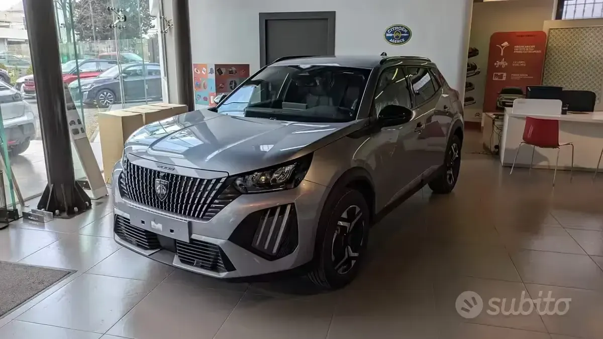Nuova Peugeot 2008 Allure 100 CV (73 kW) 2026 Grigio SUV