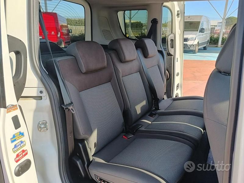 Usata Fiat Doblò Trekking 120 CV (88 kW) 2018 Bianco Monovolume