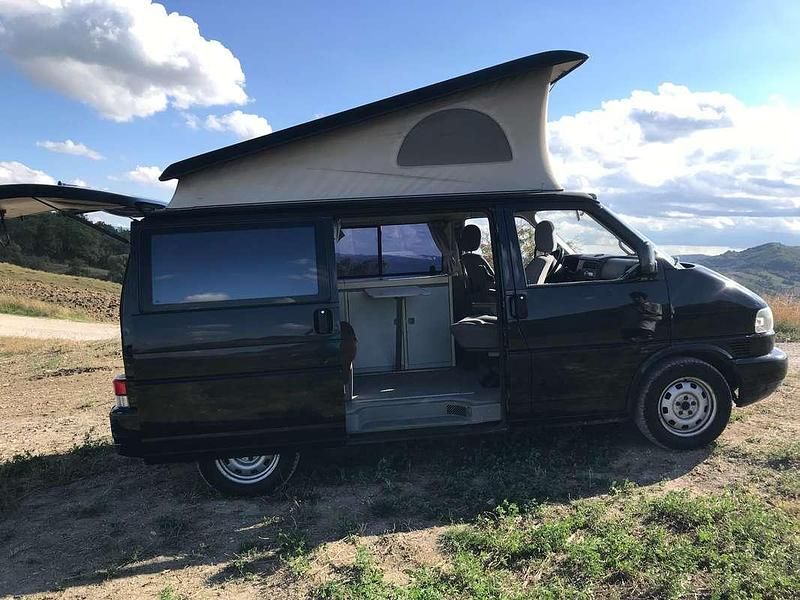 Begagnad VW T4 129 HK (94 kW) 2002 Svart Van