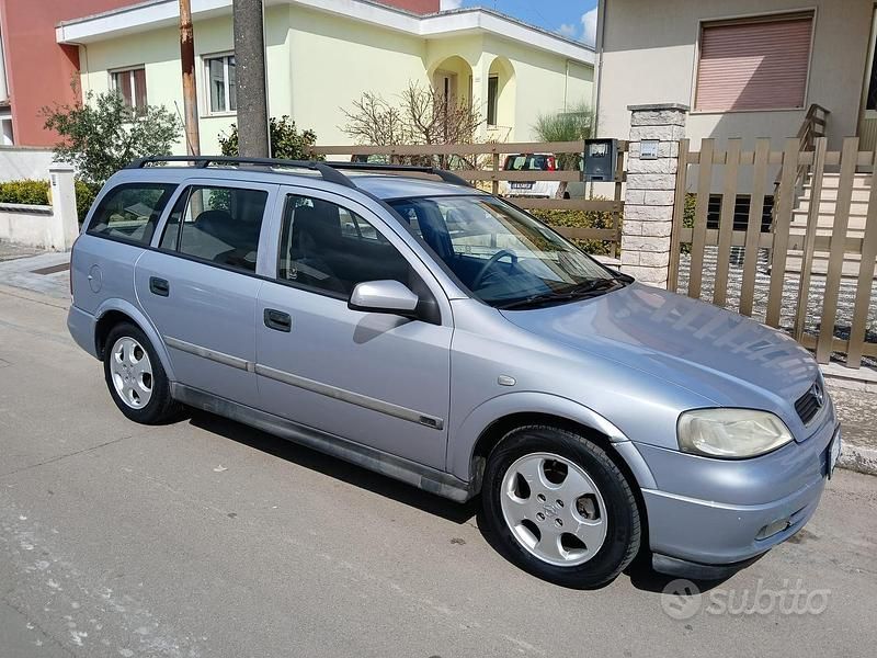 Usata Opel Astra 75 CV (55 kW) 2000 Grigio Station wagon