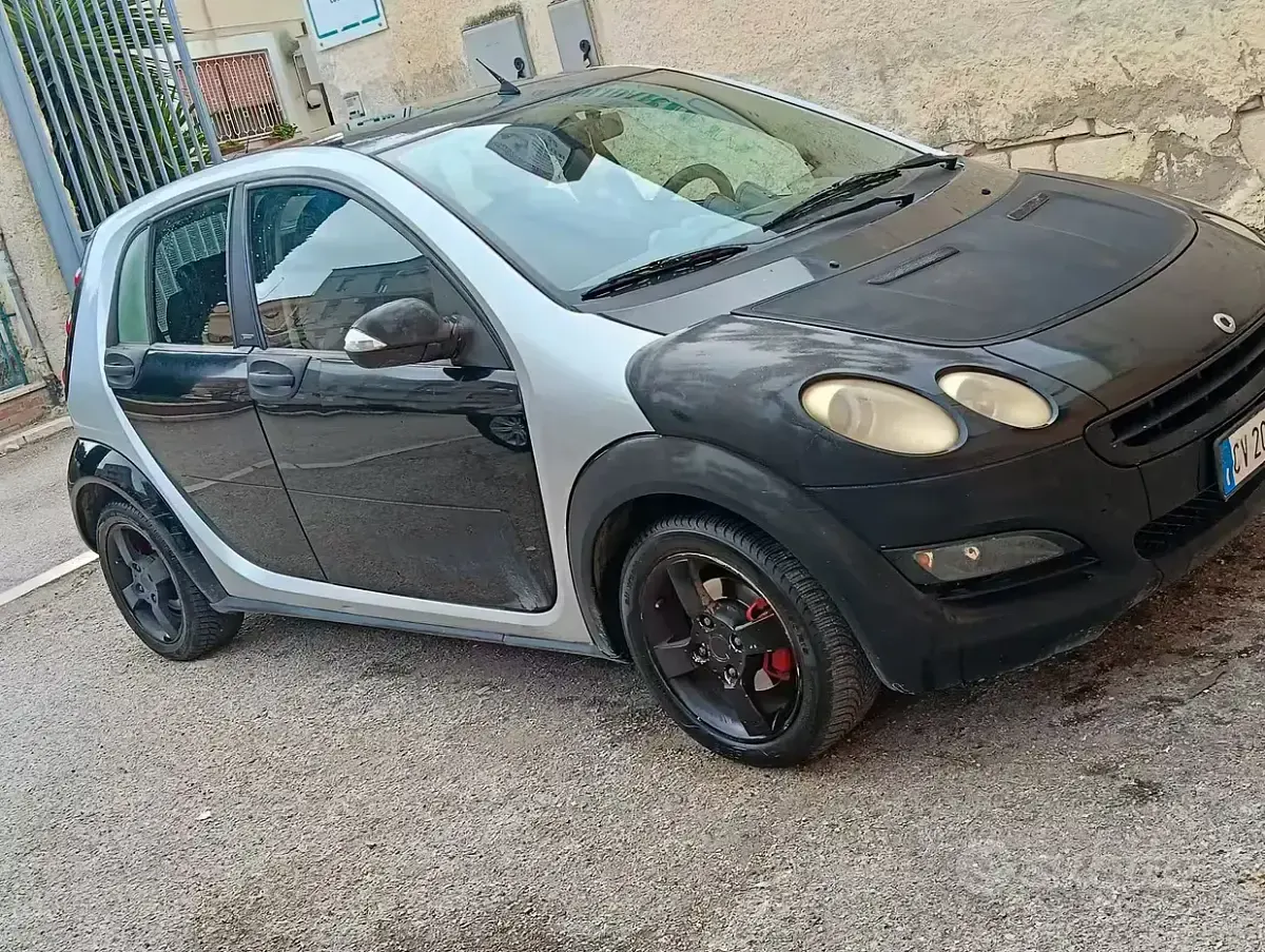 Usata Smart ForFour 61 CV (44 kW) 2005 Nero Utilitaria