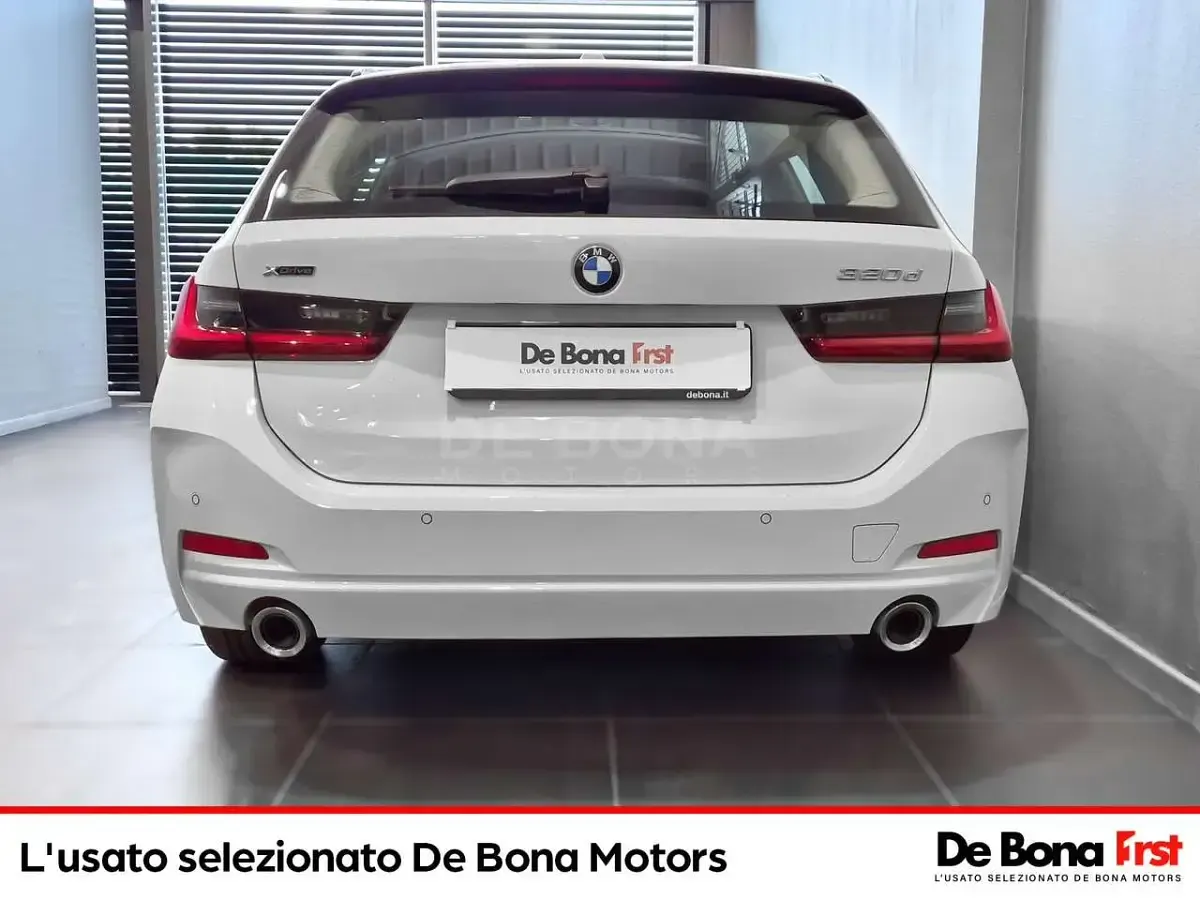 Usata BMW 320 190 CV (139 kW) 2023 Bianco Station wagon