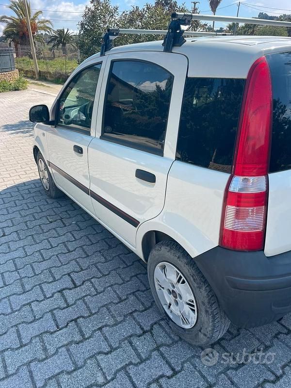 Usata Fiat Panda 69 CV (50 kW) 2011 Bianco Utilitaria
