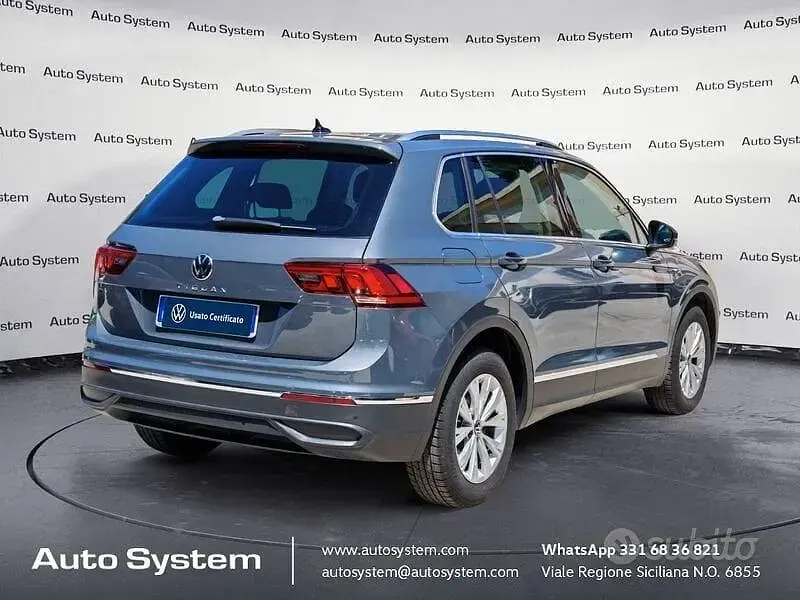 Usata VW Tiguan Life 122 CV (89 kW) 2022 Dolphin grey SUV