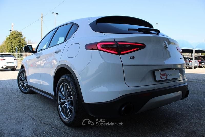 Usata Alfa Romeo Stelvio Executive 190 CV (139 kW) 2022 Bianco SUV