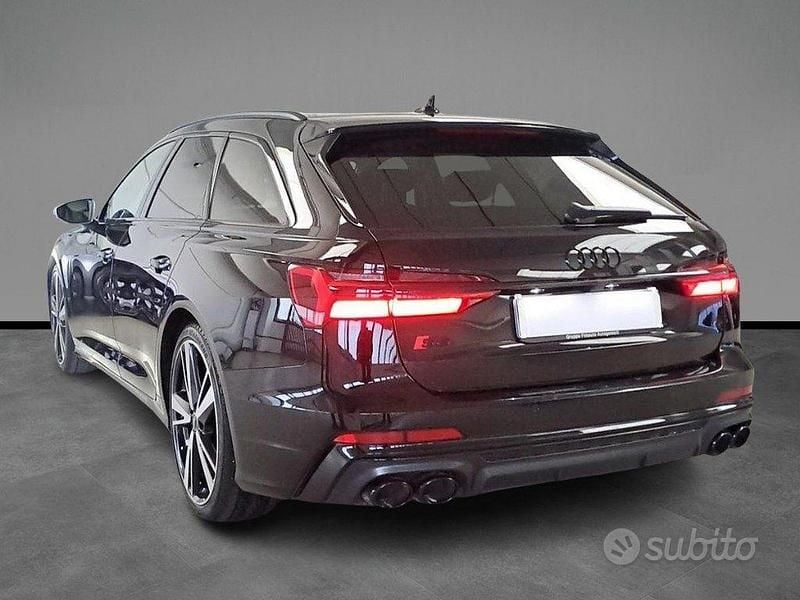 Usata Audi S6 Premium 344 CV (253 kW) 2022 Nero / metallizzato Station wagon