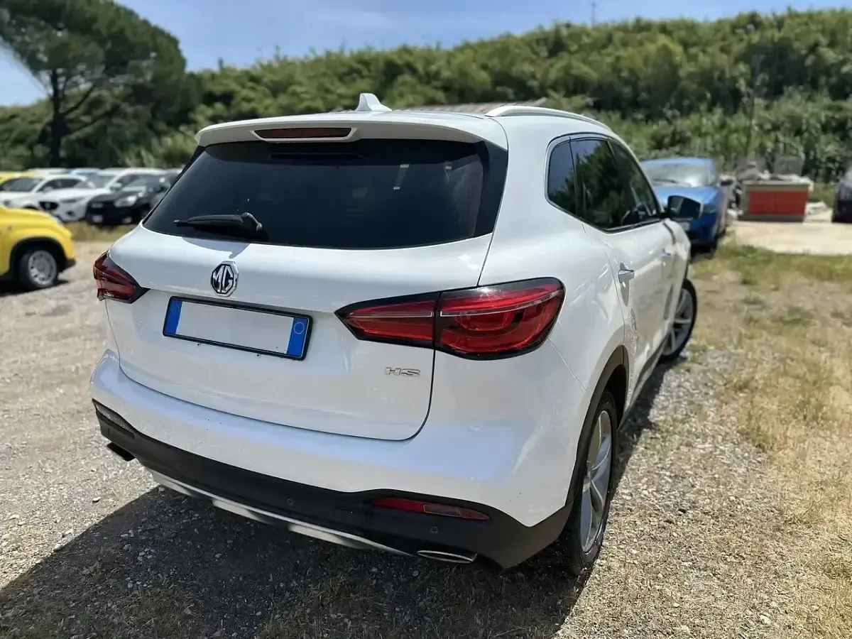 Usata MG HS Luxury 161 CV (118 kW) 2023 Bianco SUV