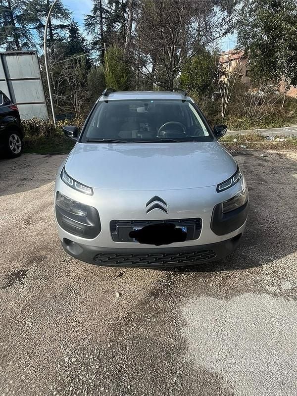 Usata Citroën C4 Cactus Feel 82 CV (60 kW) 2017 Grigio Utilitaria