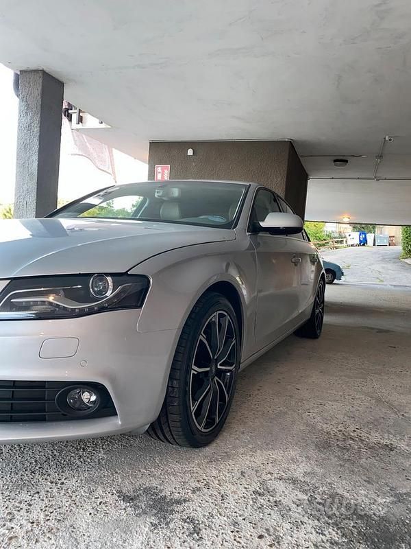 Usata Audi A4 Comfort 211 CV (155 kW) 2009 Grigio Berlina