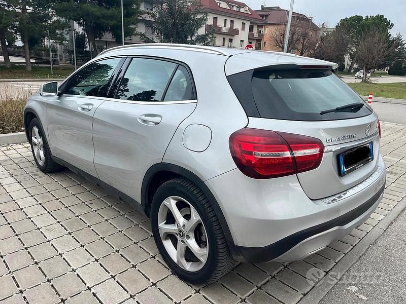 Occasion Mercedes GLA220 2019 Gris SUV