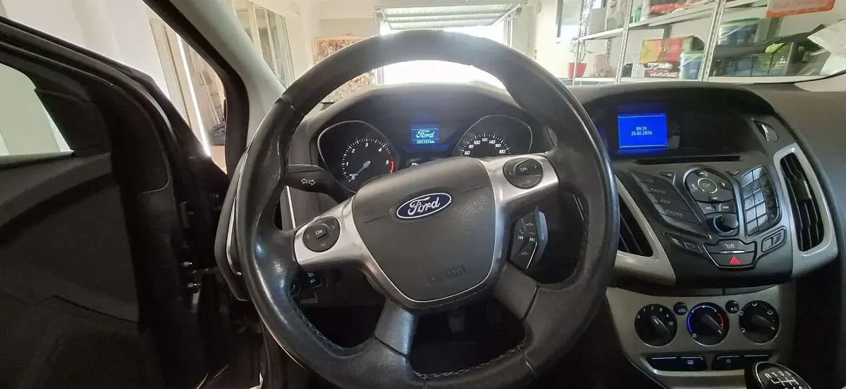Usata Ford Focus 116 CV (85 kW) 2011 Berlina