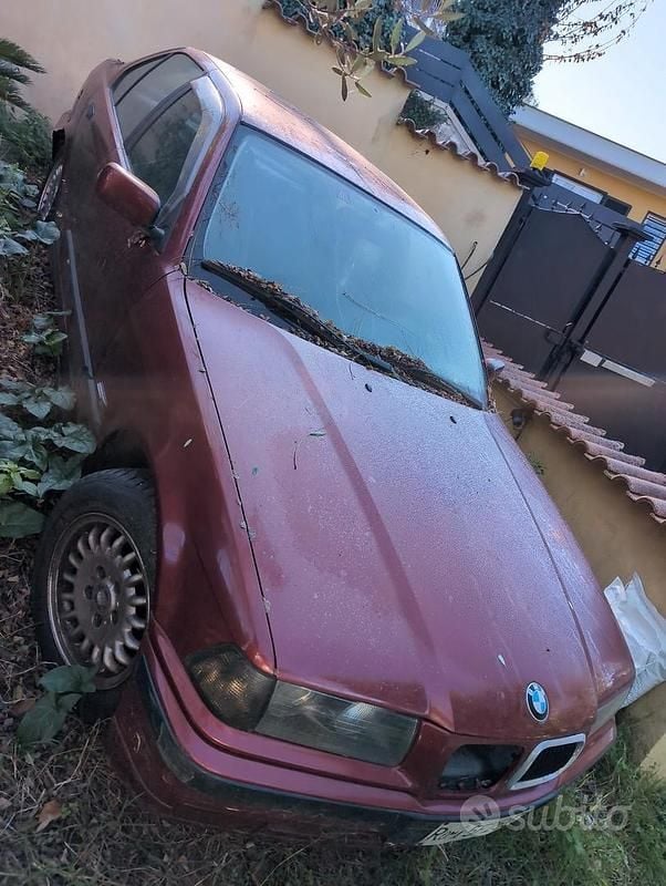 Usata BMW 318 140 CV (102 kW) 1994 Rosso Berlina