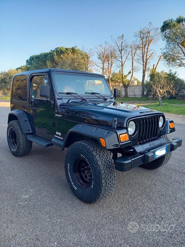 Usata Jeep Wrangler Sport 143 CV (105 kW) 2006 Nero SUV