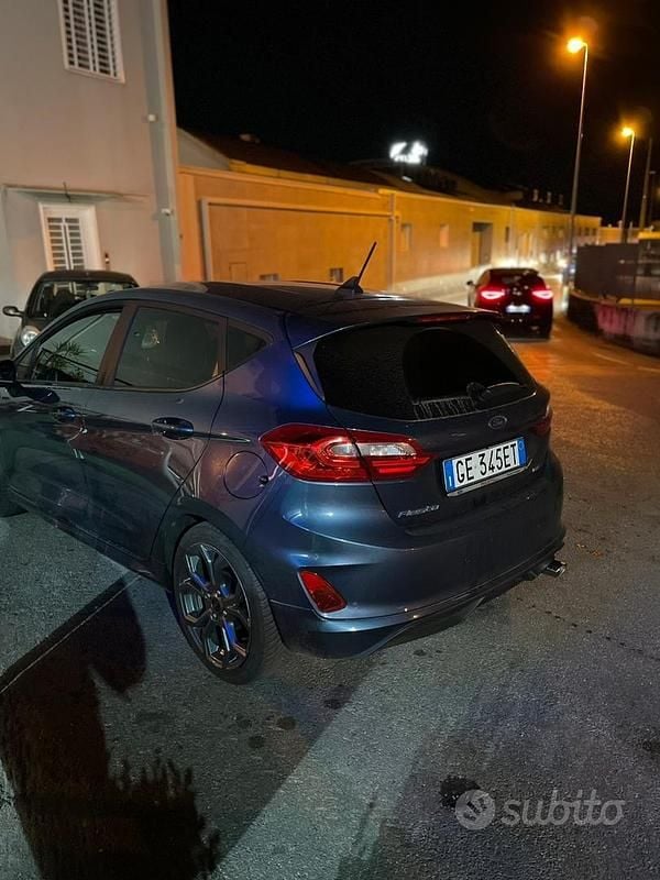Usata Ford Fiesta ST-Line 125 CV (91 kW) 2021 Blu Utilitaria
