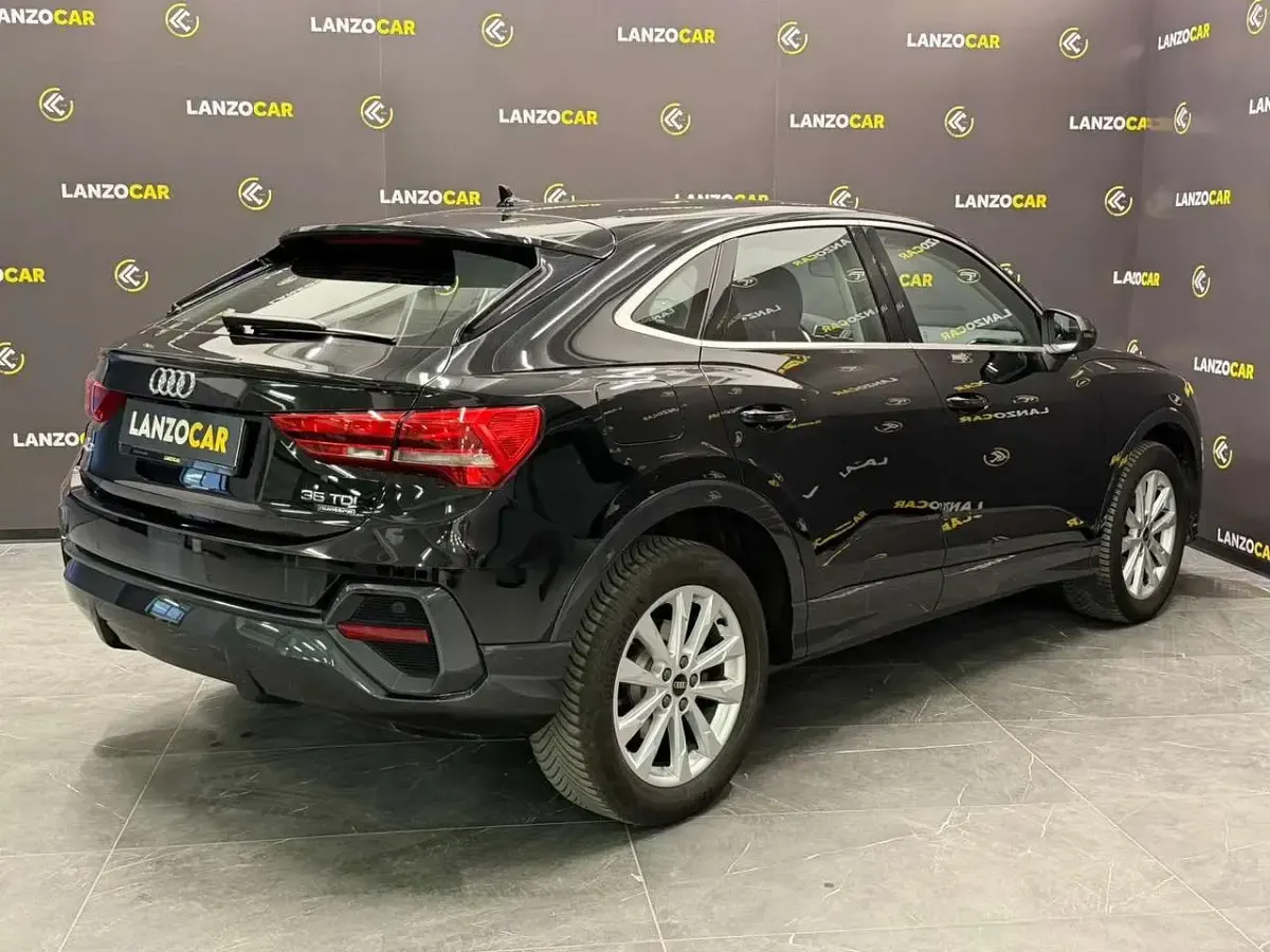 Usata Audi Q3 Sportback 150 CV (110 kW) 2024 Nero SUV