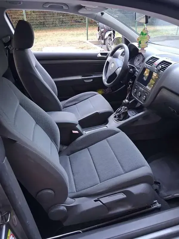 Usata VW Golf IV Comfortline 102 CV (75 kW) 2006 Argento Berlina