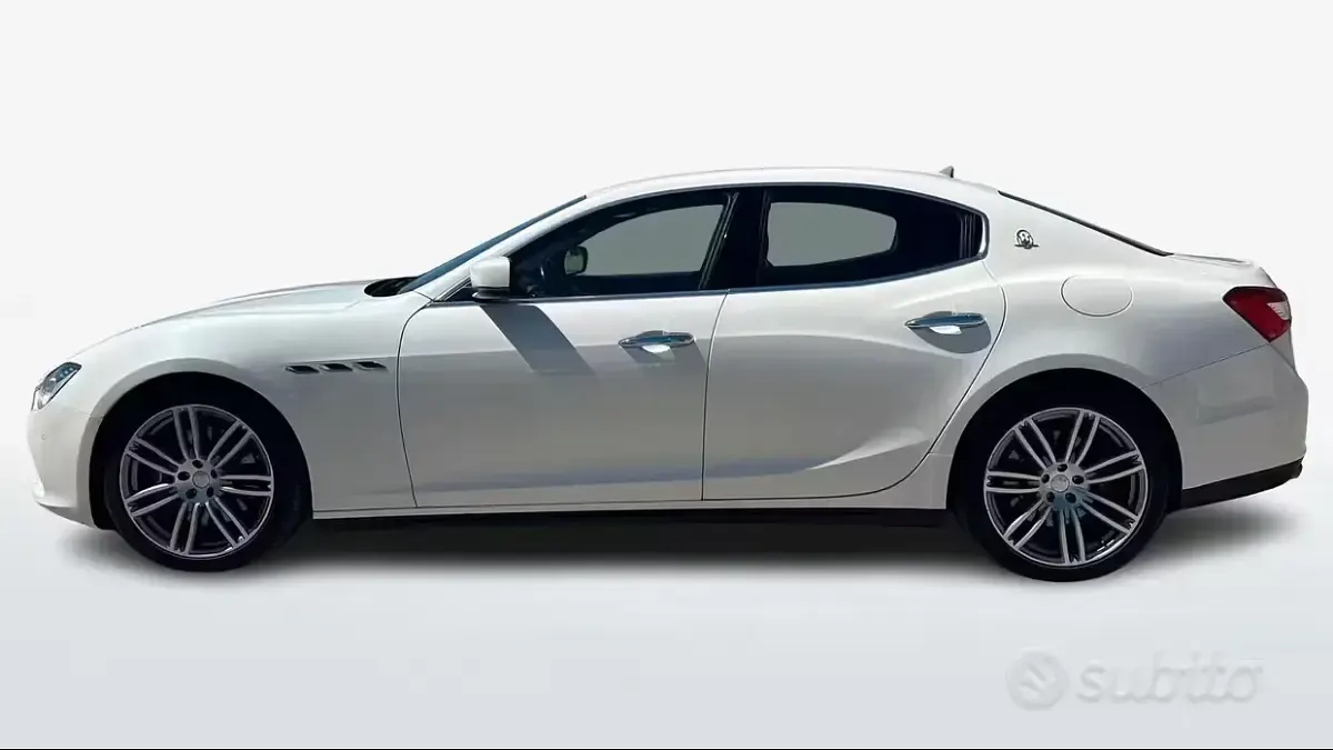 Usata Maserati Ghibli 275 CV (202 kW) 2015 Bianco Berlina