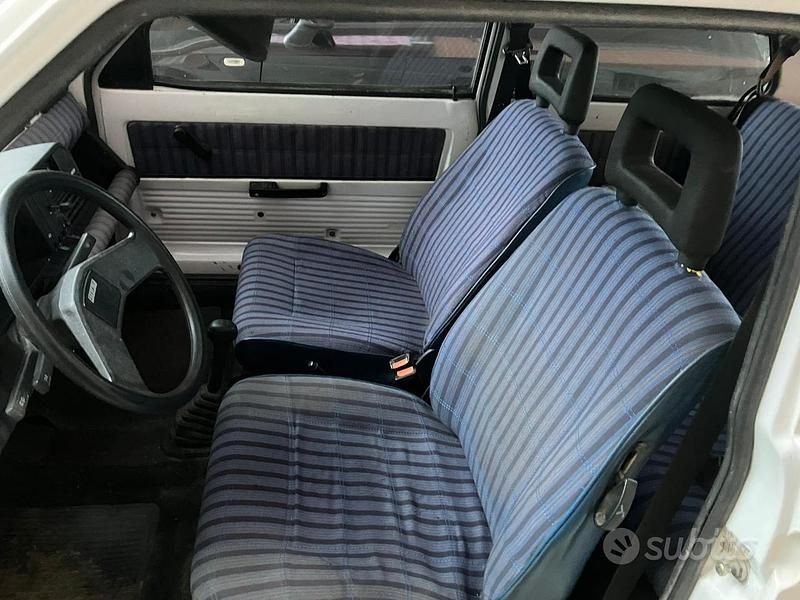Usata Fiat 750 34 CV (25 kW) 1988 Berlina