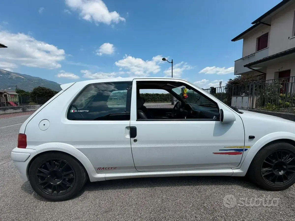 Usata Peugeot 106 101 CV (74 kW) 1998 Bianco Utilitaria