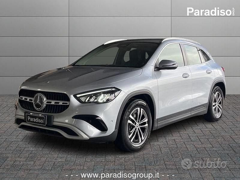 Usata Mercedes GLA180 Advanced 116 CV (85 kW) 2025 Grigio SUV