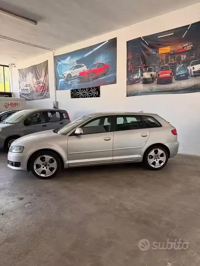 Gebraucht Audi A3 Ambition 90 PS (66 kW) 2010 Grau Kleinwagen