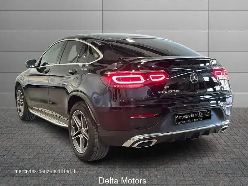 Usata Mercedes GLC220 Premium Plus 194 CV (142 kW) 2022 Nero Coupé