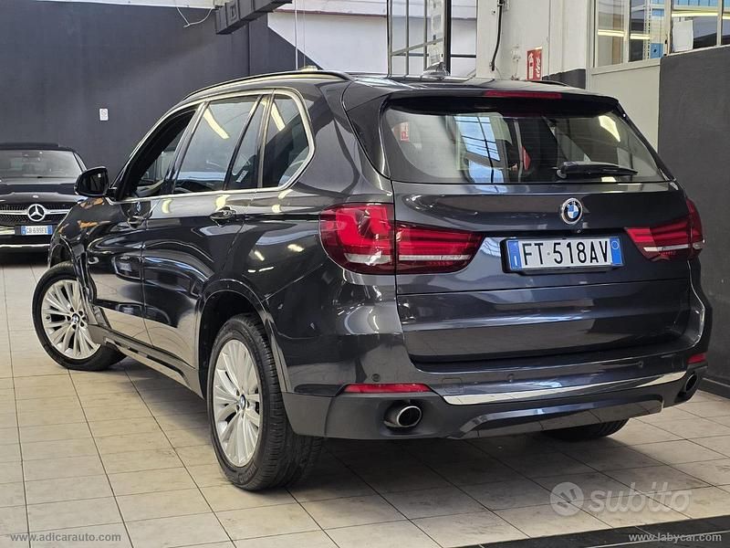 Usata BMW X5 Luxury Line 258 CV (189 kW) 2016 Grigio SUV