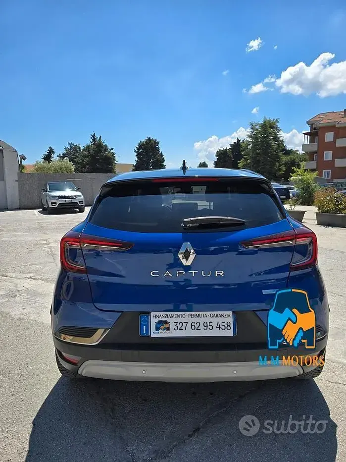 Usata Renault Captur Intens 92 CV (67 kW) 2020 Blu SUV