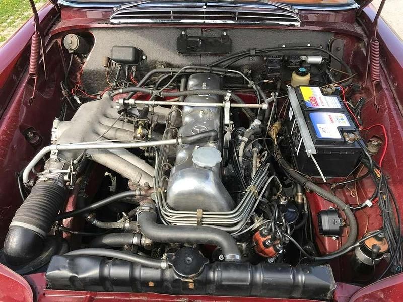 Usata Mercedes 220 SE 111 CV (81 kW) 1962 Rosso Coupé