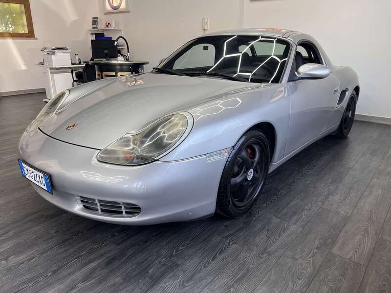 Argento Usata 1996 Porsche Boxster Cabrio | 19.900 € (Molto cara) - Immagine 1/4