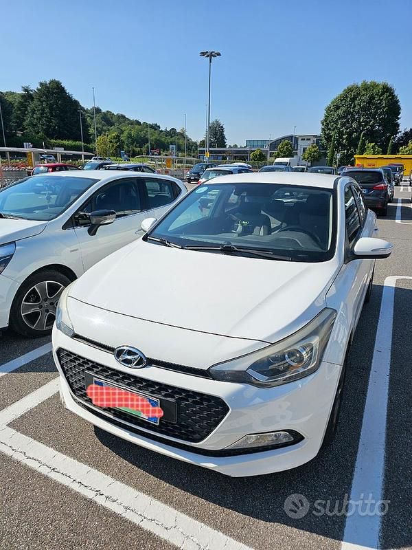Usata Hyundai i20 2015 Bianco Berlina