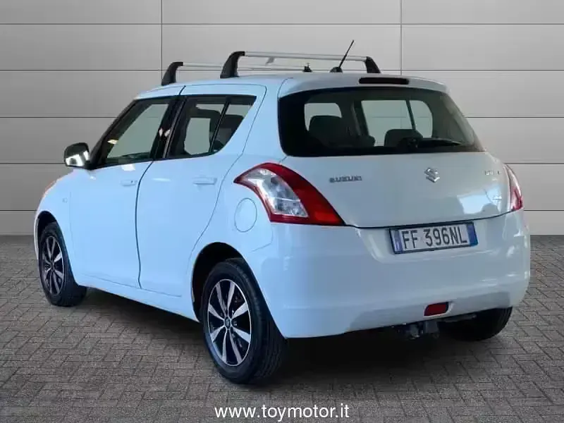 Usata Suzuki Swift 94 CV (69 kW) 2016 Bianco Utilitaria