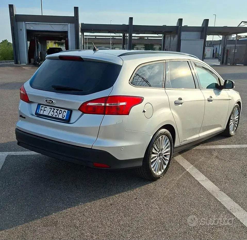 Usata Ford Focus 120 CV (88 kW) 2016 Station wagon