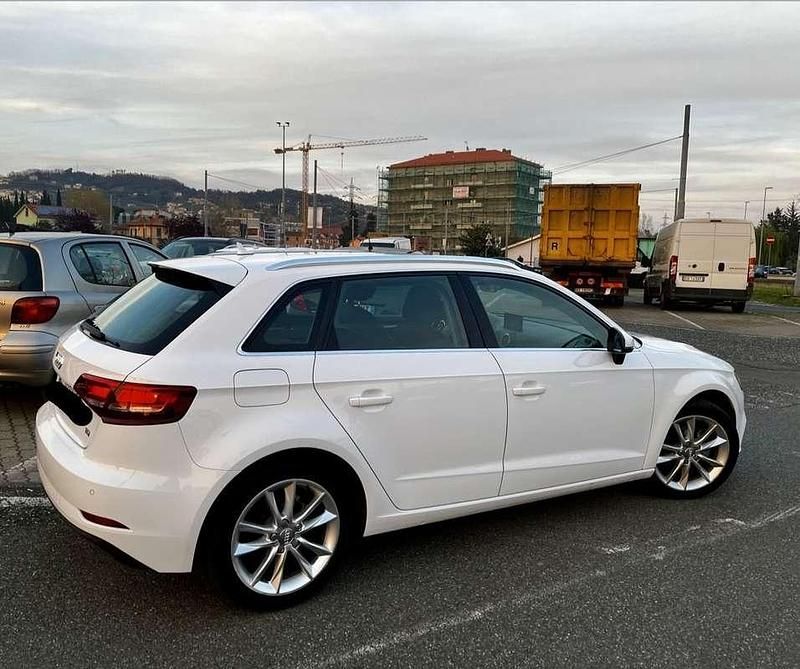 Usata Audi A3 Business 110 CV (80 kW) 2016 Berlina