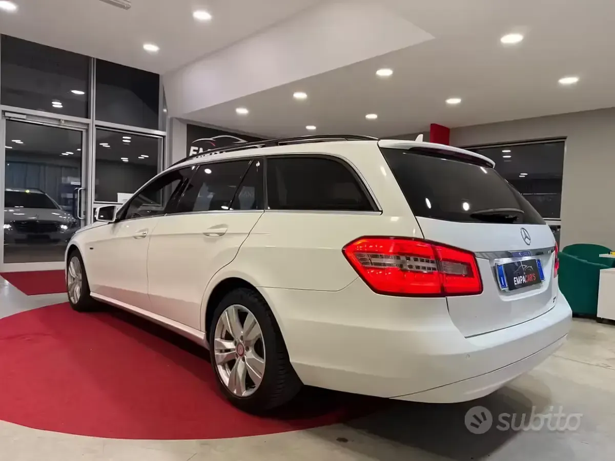 Usata Mercedes E220 Executive 170 CV (125 kW) 2013 Bianco Station wagon