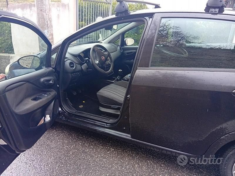 Usata Fiat Punto Evo 75 CV (55 kW) 2011 Utilitaria