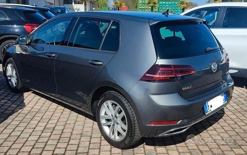 Usata VW Golf VII Executive 130 CV (95 kW) 2019 Grigio Berlina