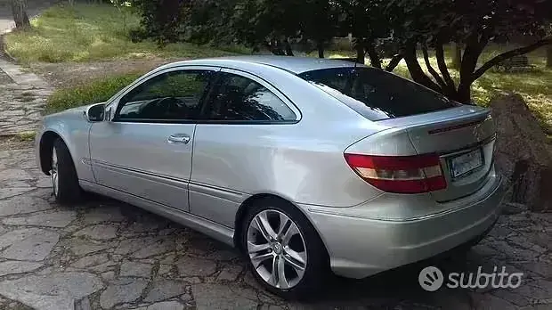 Usata Mercedes CLC200 122 CV (89 kW) 2008 Grigio Coupé
