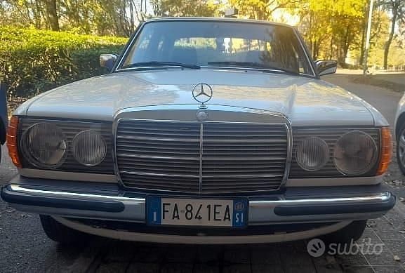 Usata Mercedes 200 1981 Bianco Berlina
