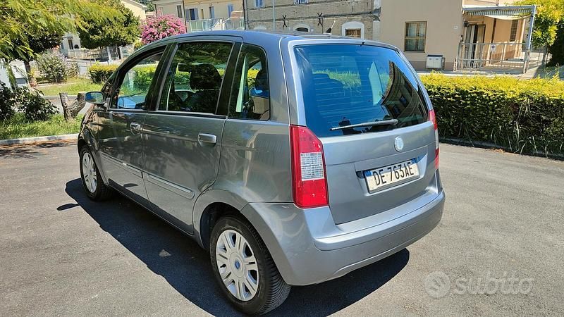 Usata Fiat Idea 2007 Grigio Monovolume