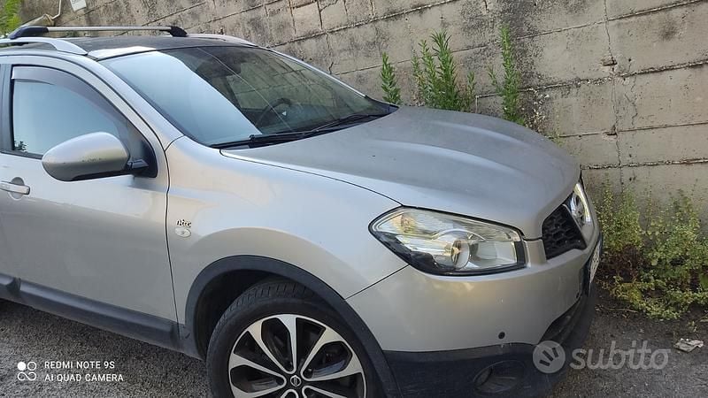 Usata Nissan Qashqai 150 CV (110 kW) 2011 Grigio SUV