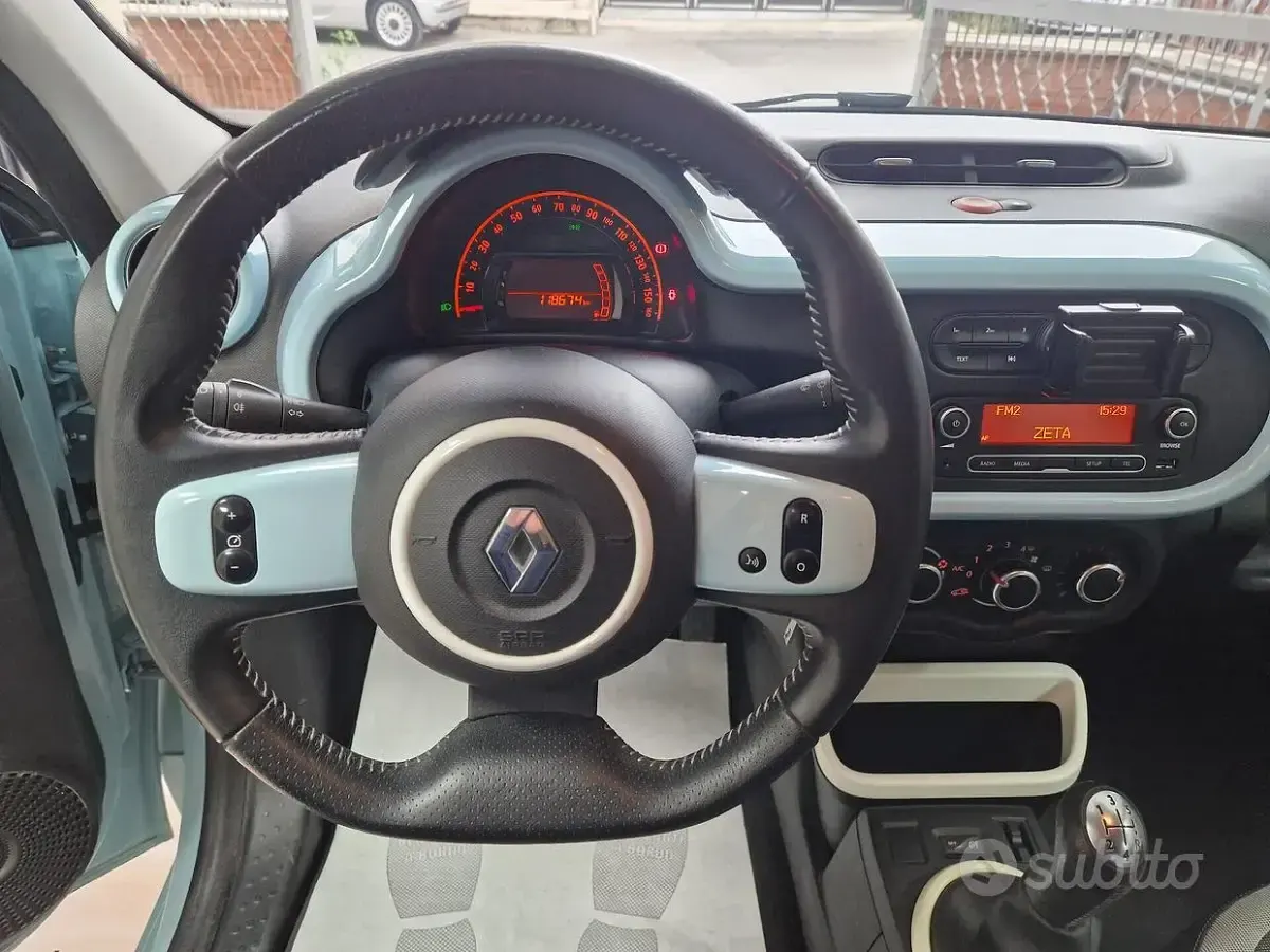 Usata Renault Twingo 69 CV (50 kW) 2016 Bluazzurro Utilitaria