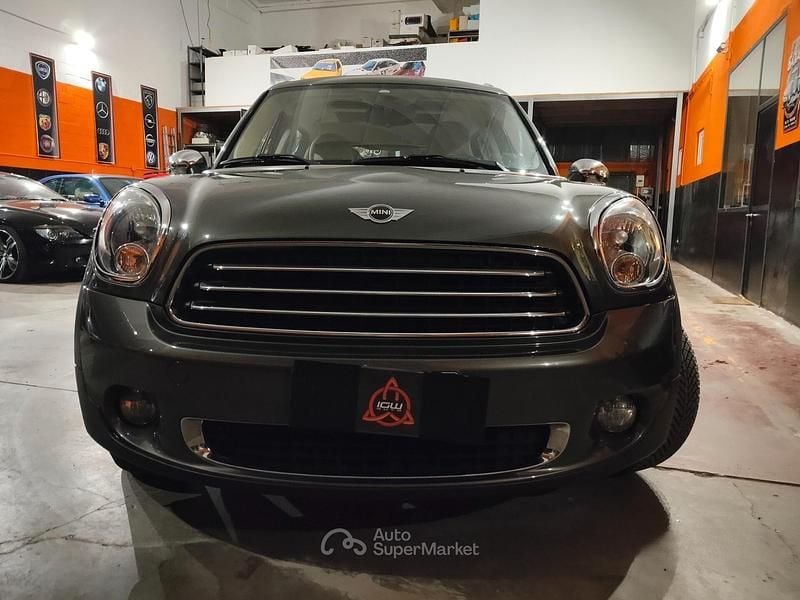 Usata Mini Countryman 98 CV (72 kW) 2011 Marrone SUV