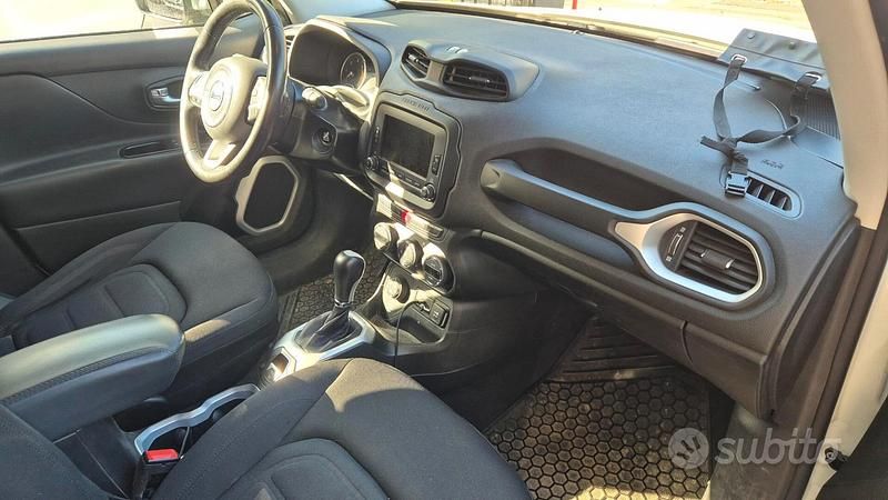 Usata Jeep Renegade Limited 140 CV (102 kW) 2016 Bianco SUV