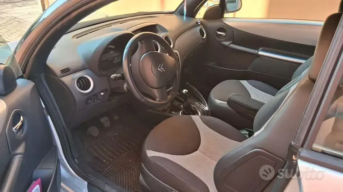 Usata Citroën C3 Pluriel 73 CV (53 kW) 2008 Grigio Cabrio