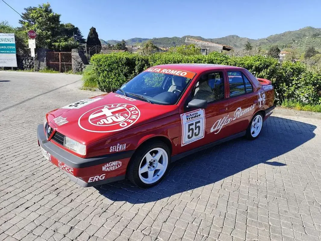 Usata Alfa Romeo 155 Super 141 CV (103 kW) 1992 Berlina