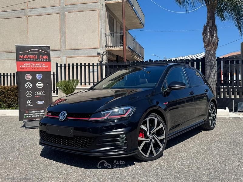 Begagnad VW Golf VII GTI 245 HK (180 kW) 2019 Grå Sedan