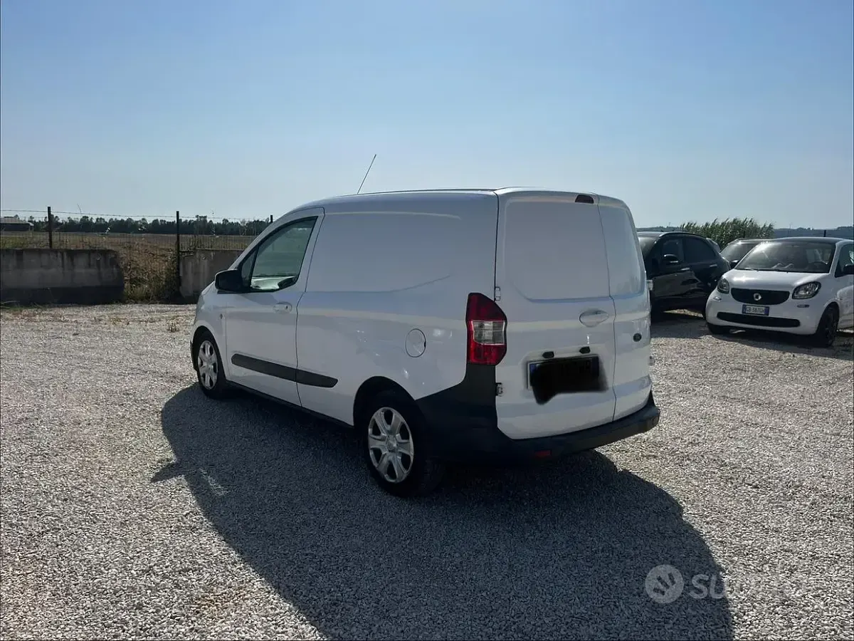 Usata Ford Transit Trend 76 CV (55 kW) 2016 Bianco Furgone