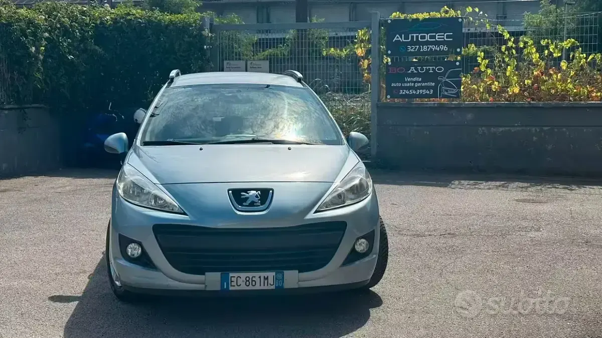 Usata Peugeot 207 Sport 73 CV (53 kW) 2010 Grigio Station wagon